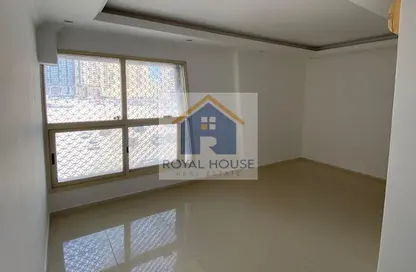 Apartment - Studio - 1 Bathroom for sale in Al Khan - Sharjah