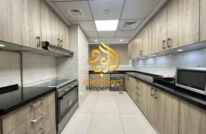 Apartment - 2 Bedrooms - 3 Bathrooms for rent in Al Zomoroda Building - Al Satwa - Dubai