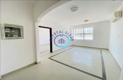 Apartment - 1 Bedroom - 2 Bathrooms for rent in Al Jimi - Al Ain