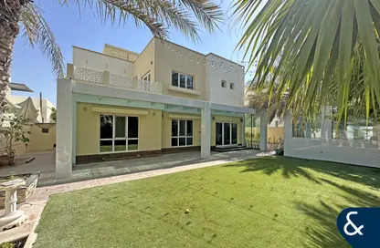 Villa - 4 Bedrooms - 5 Bathrooms for sale in Meadows 2 - Meadows - Dubai