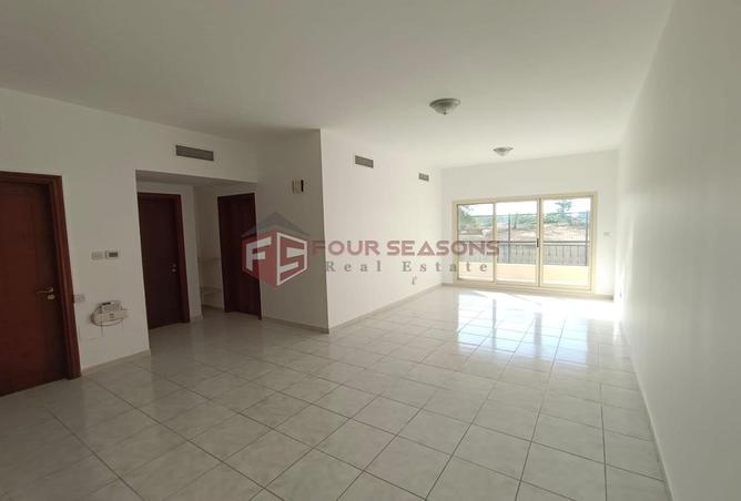 Apartment for Sale in Golf Apartments: SPACIOUS 1 BR APARTMENT WITH ...