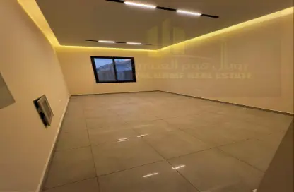 Apartment - 2 Bedrooms - 2 Bathrooms for rent in Al Mowaihat 3 - Al Mowaihat - Ajman