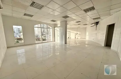 Shop - Studio - 1 Bathroom for rent in K01 - Greece Cluster - International City - Dubai