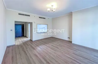 Apartment - 1 Bedroom - 1 Bathroom for rent in The Torch - Dubai Marina - Dubai