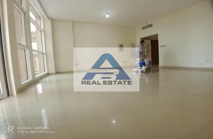 Apartment - 3 Bedrooms - 4 Bathrooms for rent in Al Waha Tower - Al Khalidiya - Abu Dhabi