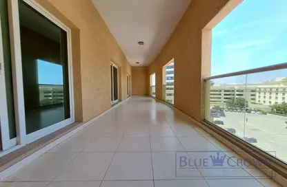 Apartment - 2 Bedrooms - 3 Bathrooms for rent in Hessa Homes Building - Oud Metha - Bur Dubai - Dubai