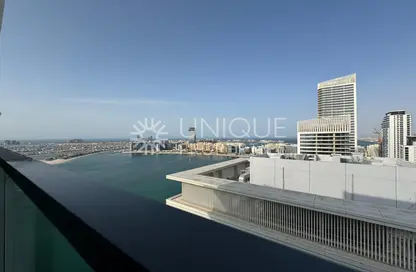 Apartment - 1 Bedroom - 1 Bathroom for sale in Beach Vista - EMAAR Beachfront - Dubai Harbour - Dubai