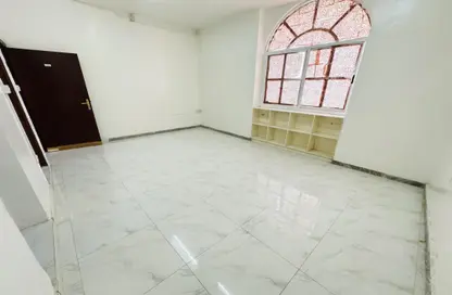 Villa - 1 Bathroom for rent in Mushrif Gardens - Al Mushrif - Abu Dhabi