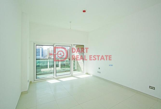 High Floor Apartments for rent in Tourist Club Area | Property Finder UAE