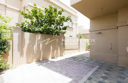 Villa - 4 Bedrooms - 5 Bathrooms for sale in Seashore - Rabdan - Abu Dhabi