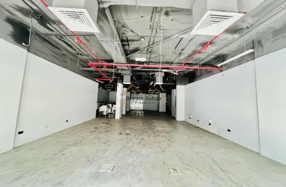 Shop - Studio - 2 Bathrooms for rent in Oud Metha - Bur Dubai - Dubai