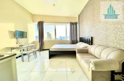 Apartment - 1 Bathroom for rent in Electra Tower - Electra Street - Abu Dhabi