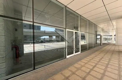 Retail - Studio for rent in The Court Tower - Business Bay - Dubai