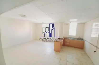 Apartment - Studio - 1 Bathroom for rent in Al Mujarrah - Al Sharq - Sharjah