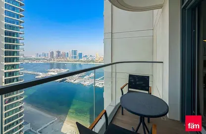 Apartment - 1 Bedroom - 2 Bathrooms for sale in Marina Vista - EMAAR Beachfront - Dubai Harbour - Dubai