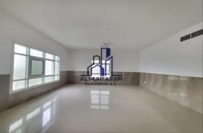 Apartment - 2 Bedrooms - 3 Bathrooms for rent in Bu Tina - Al Sharq - Sharjah