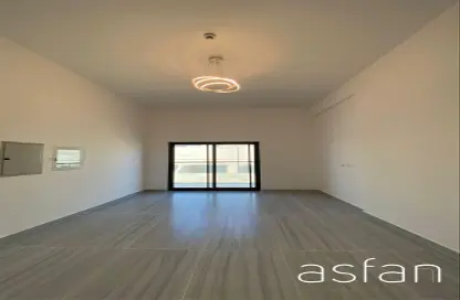 Apartment - 1 Bathroom for rent in Al Warsan 4 - Al Warsan - Dubai