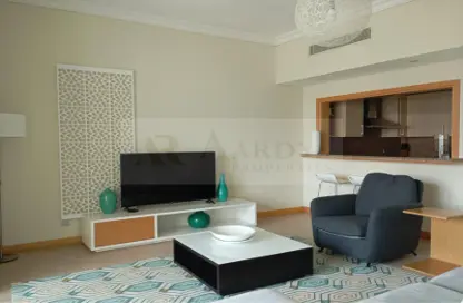 Apartment - 1 Bedroom - 2 Bathrooms for rent in Al Das - Shoreline Apartments - Palm Jumeirah - Dubai