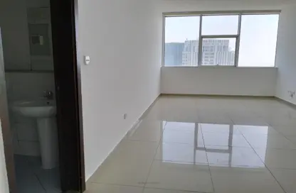 Apartment - Studio - 1 Bathroom for rent in Bukhara Street - Al Nahda - Sharjah