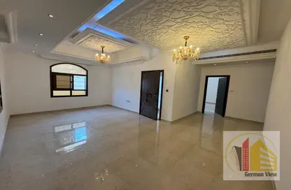 Apartment - 3 Bedrooms - 4 Bathrooms for rent in Shakhbout City - Abu Dhabi