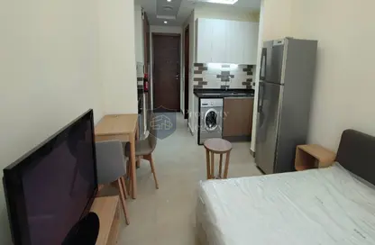 Apartment - 1 Bathroom for rent in Azizi Star - Al Furjan - Dubai