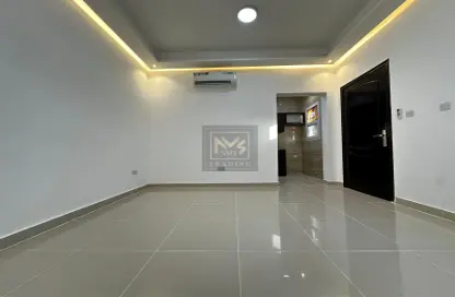 Apartment - 1 Bathroom for rent in Al Mushrif - Abu Dhabi