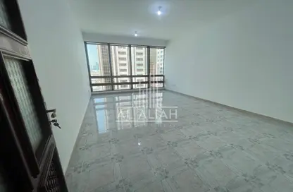 Apartment - 2 Bedrooms - 3 Bathrooms for rent in Al Danah - Abu Dhabi