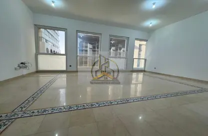 Apartment - 3 Bedrooms - 4 Bathrooms for rent in Al Danah - Abu Dhabi