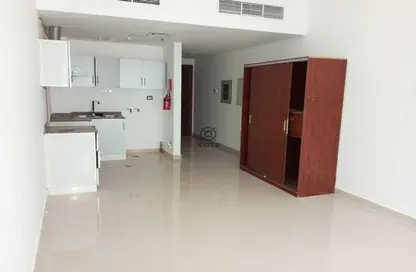 Apartment - 1 Bathroom for rent in Al Amir Residence - Jumeirah Village Circle - Dubai