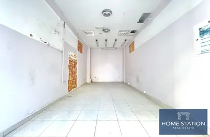 Shop - Studio for rent in Waqf Al Musalla Building - Bur Dubai - Dubai