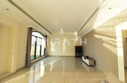 Compound - 6 Bedrooms - 7 Bathrooms for rent in Al Barsha 1 Villas - Al Barsha 1 - Al Barsha - Dubai