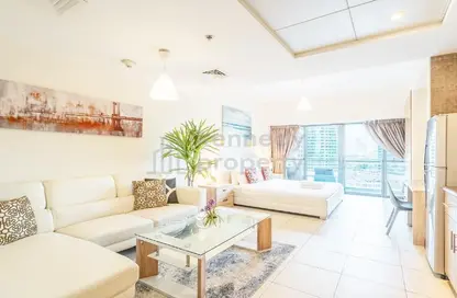 Apartment - 1 Bathroom for rent in Goldcrest Views 1 - JLT Cluster V - Jumeirah Lake Towers - Dubai