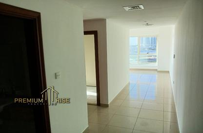 Apartment - 1 Bedroom - 2 Bathrooms for rent in Lake Point Tower - JLT Cluster N - Jumeirah Lake Towers - Dubai