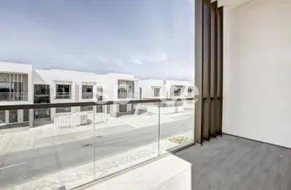 Townhouse - 3 Bedrooms - 4 Bathrooms for sale in The Cedars - Yas Acres - Yas Island - Abu Dhabi