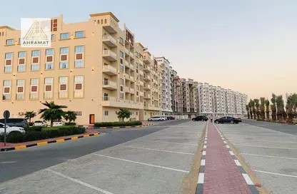 Apartment - 2 Bedrooms - 3 Bathrooms for rent in Al Ameera Village - Ajman