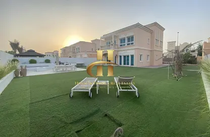 فيلا - 2 غرف نوم - 2 حمامات للبيع في منطقة 16 - قرية الجميرا سركل - دبي