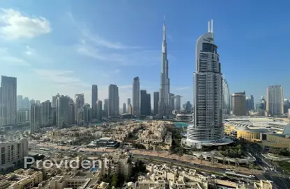 Apartment - 2 Bedrooms - 2 Bathrooms for rent in Burj Royale - Downtown Dubai - Dubai