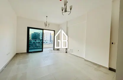 Apartment - 1 Bathroom for rent in Al Warsan 4 - Al Warsan - Dubai