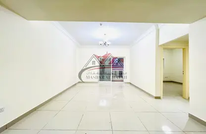 Apartment - 1 Bedroom - 2 Bathrooms for rent in The Square 1 - Muwaileh Commercial - Sharjah