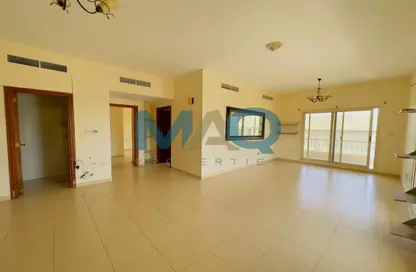 Apartment - 2 Bedrooms - 2 Bathrooms for sale in Golf Apartments - Al Hamra Village - Ras Al Khaimah