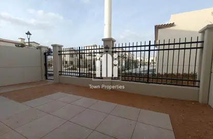 Townhouse - 3 Bedrooms - 5 Bathrooms for sale in Bloom Living - Zayed City (Khalifa City C) - Khalifa City - Abu Dhabi