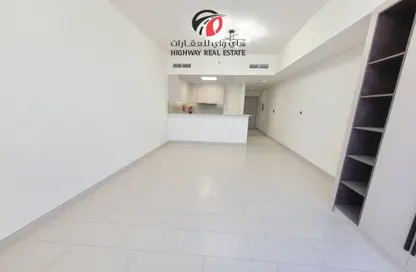 Apartment - 1 Bathroom for rent in Al Jaddaf Avenue - Al Jaddaf - Dubai