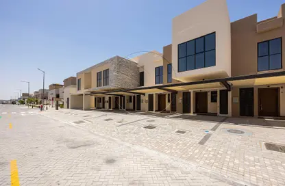 Townhouse - 3 Bedrooms - 4 Bathrooms for rent in Aldhay at Bloom Gardens - Bloom Gardens - Al Salam Street - Abu Dhabi