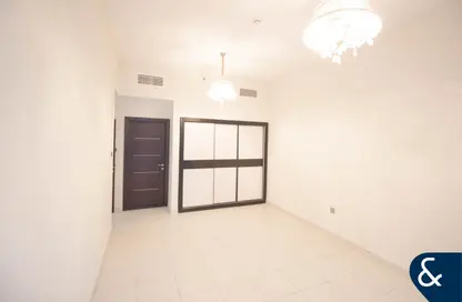 Apartment - 3 Bedrooms - 3 Bathrooms for sale in Glitz 3 - Glitz - Dubai Studio City - Dubai