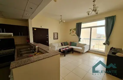 Apartment - 1 Bedroom - 1 Bathroom for rent in Mazaya 22 - Queue Point - Dubai Land - Dubai