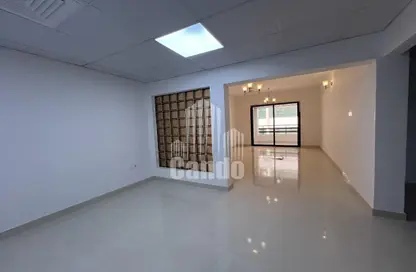 Apartment - 1 Bedroom - 2 Bathrooms for rent in White Swan Building - Sheikh Zayed Road - Dubai