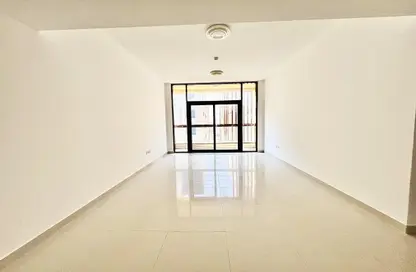 Apartment - 2 Bedrooms - 3 Bathrooms for rent in Muweileh Community - Muwaileh Commercial - Sharjah