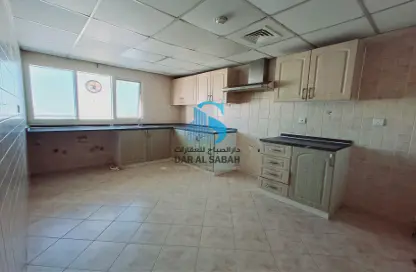 Apartment - 3 Bedrooms - 4 Bathrooms for rent in Street 64 - Al Nahda - Sharjah