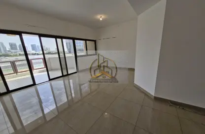 Villa - 5 Bedrooms for rent in Al Mina - Abu Dhabi