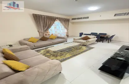 Apartment - 2 Bedrooms - 2 Bathrooms for rent in City Gate Tower - Al Taawun - Sharjah